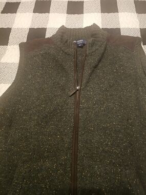 Cremieux Men's Green Zip-Front Tweed Sweater Vest